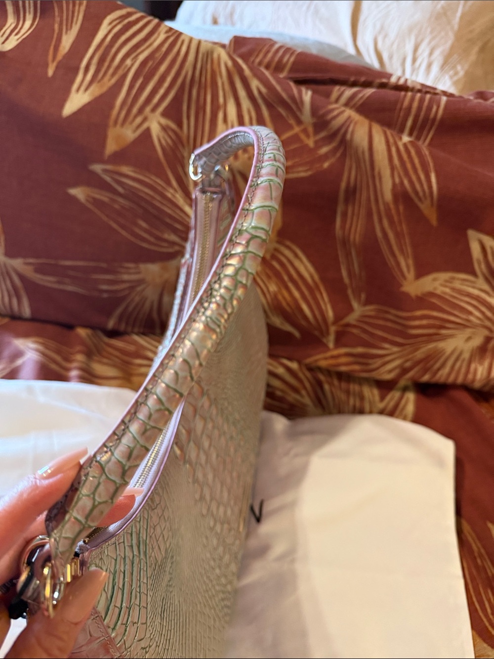 Brahmin Bekka Flirty Melbourne Shoulder Bag - Picture 4 of 11